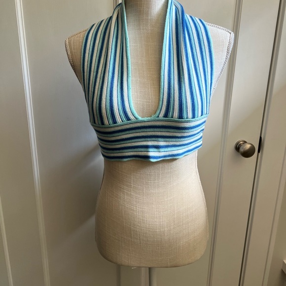 Generation Outcast Tops - Adorable Halter Top Brand New With Tags Generation Outcast Small